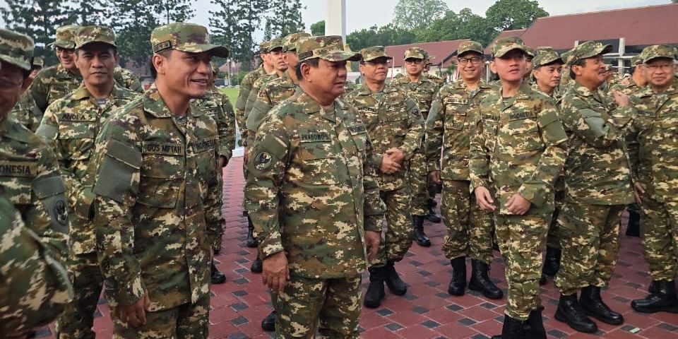 Prabowo Perspektif Sempurna Barisan Depan Selama Di Magelang